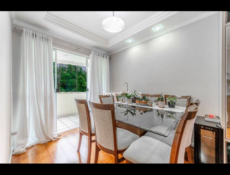 Apartamento no Bairro Vila Formosa em Blumenau com 3 Dormitórios (1 suíte) e 92 m² - AP3798