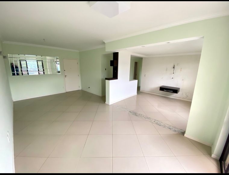 Apartamento no Bairro Vila Formosa em Blumenau com 2 Dormitórios (2 suítes) e 113 m²
