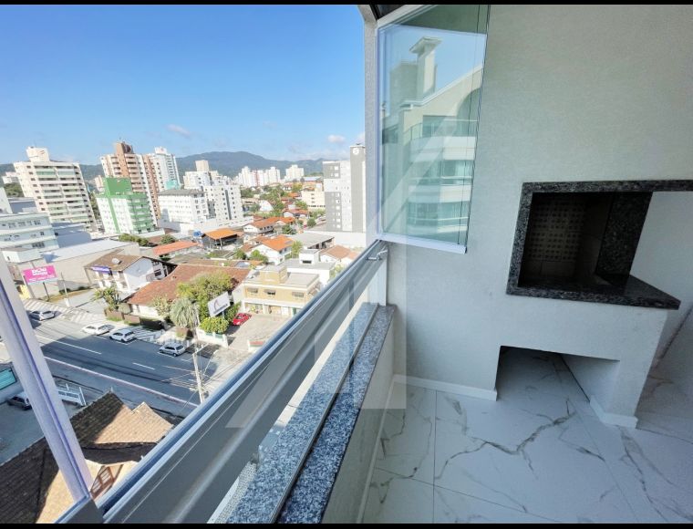 Apartamento no Bairro Vila Nova em Blumenau com 3 Dormitórios (2 suítes) e 83.21 m² - 6876