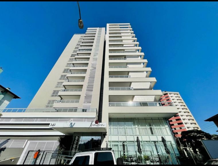Apartamento no Bairro Vila Nova em Blumenau com 3 Dormitórios (3 suítes) e 372 m² - AP0208-REYD