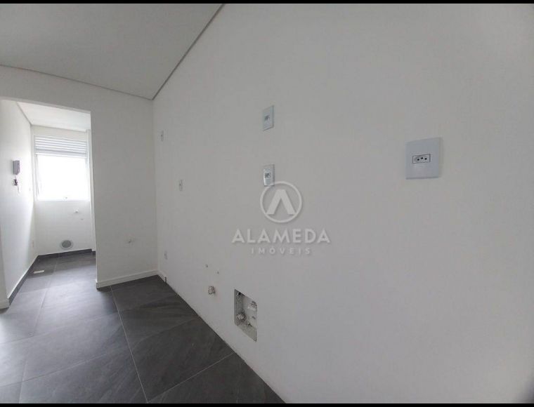 Apartamento no Bairro Vila Nova em Blumenau com 3 Dormitórios (3 suítes) e 92 m² - AP1526