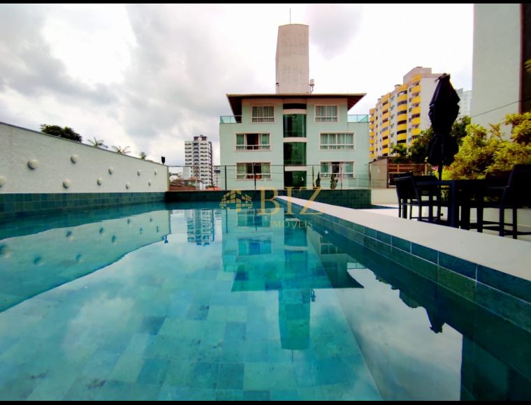 Apartamento no Bairro Vila Nova em Blumenau com 3 Dormitórios (3 suítes) e 121 m² - 0856
