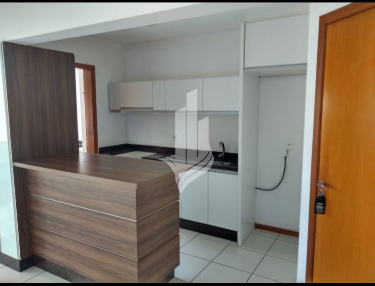 Apartamento no Bairro Vila Nova em Blumenau com 3 Dormitórios (1 suíte) e 75 m² - 3802