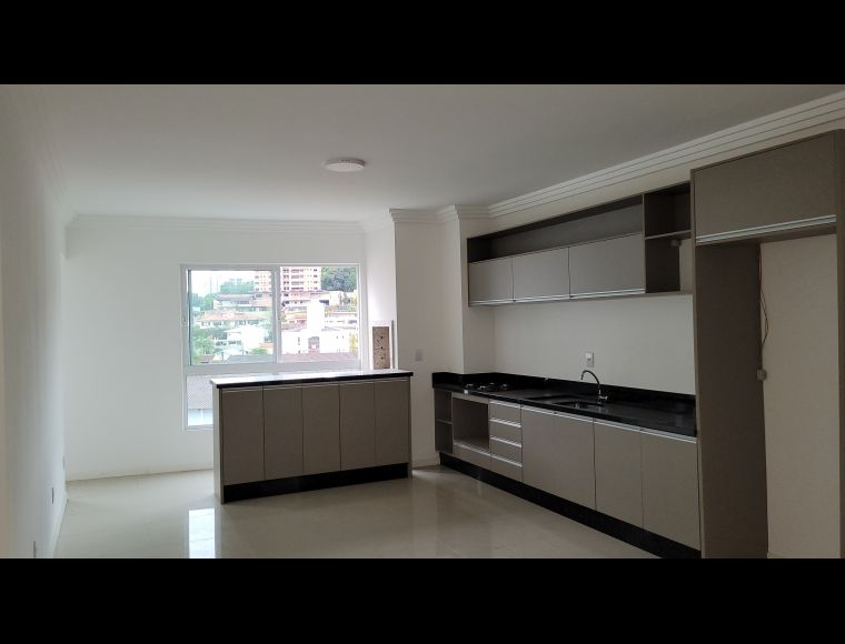 Apartamento no Bairro Vila Nova em Blumenau com 2 Dormitórios (2 suítes) e 76 m² - JEC1723