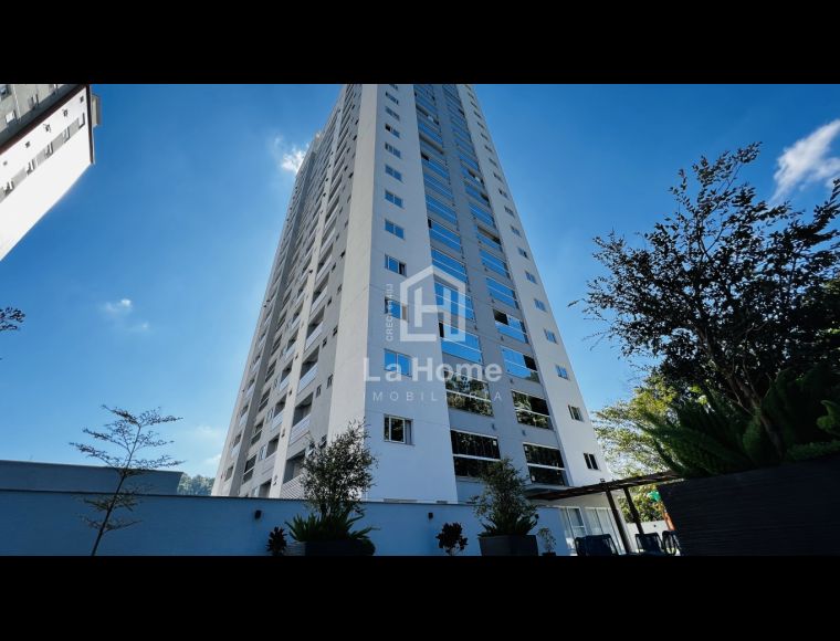 Apartamento no Bairro Vila Nova em Blumenau com 2 Dormitórios (2 suítes) e 216.01 m² - 6160591