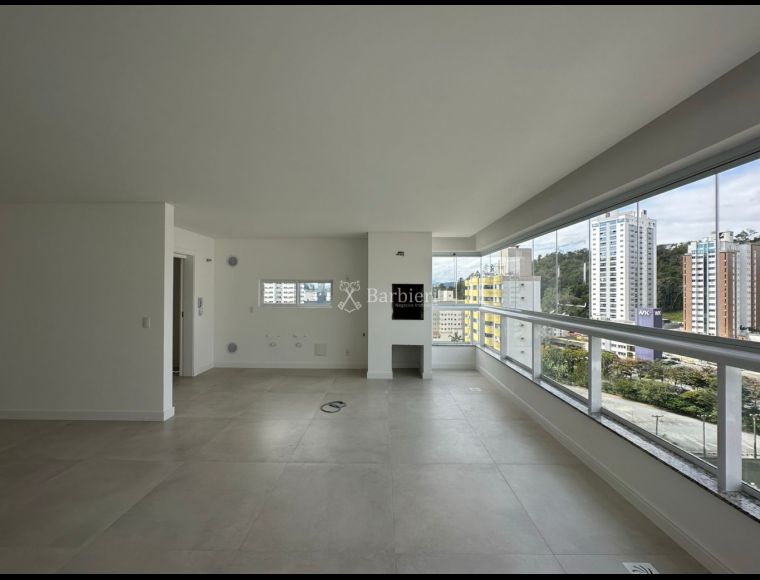 Apartamento no Bairro Vila Nova em Blumenau com 3 Dormitórios (3 suítes) e 121.14 m² - 3824177