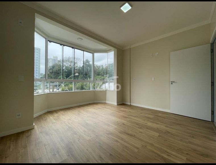 Apartamento no Bairro Vila Nova em Blumenau com 1 Dormitórios e 45 m² - 5063860
