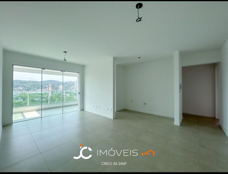 Apartamento no Bairro Vila Nova em Blumenau com 2 Dormitórios (2 suítes) e 85 m² - AP0052