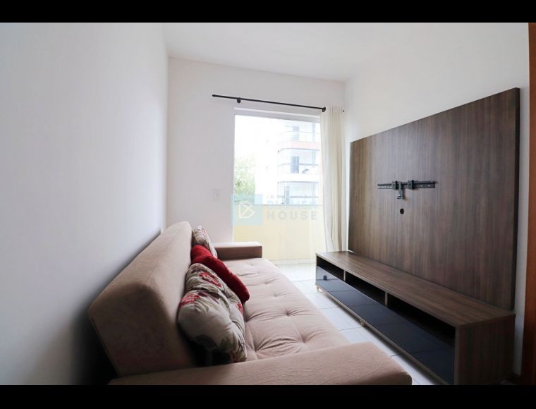 Apartamento no Bairro Vila Nova em Blumenau com 1 Dormitórios e 40.9 m² - 4191712