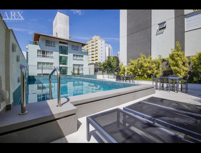 Apartamento no Bairro Vila Nova em Blumenau com 3 Dormitórios (3 suítes) e 121 m² - 3031312