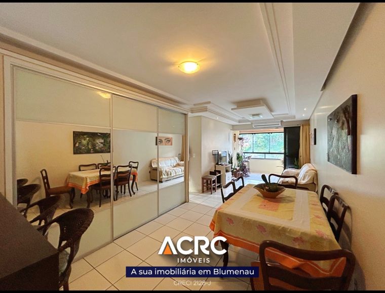 Apartamento no Bairro Vila Nova em Blumenau com 2 Dormitórios (1 suíte) e 81 m² - AP07476L