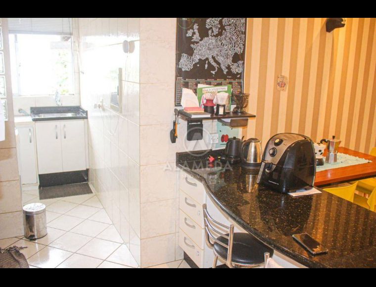 Apartamento no Bairro Vila Nova em Blumenau com 2 Dormitórios (1 suíte) e 87 m² - AP1675
