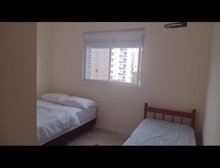 Apartamento no Bairro Vila Nova em Blumenau com 2 Dormitórios (2 suítes) e 80 m² - 27611