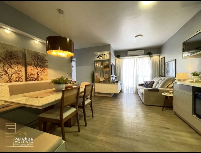 Apartamento no Bairro Vila Nova em Blumenau com 3 Dormitórios (1 suíte) e 90 m² - 184