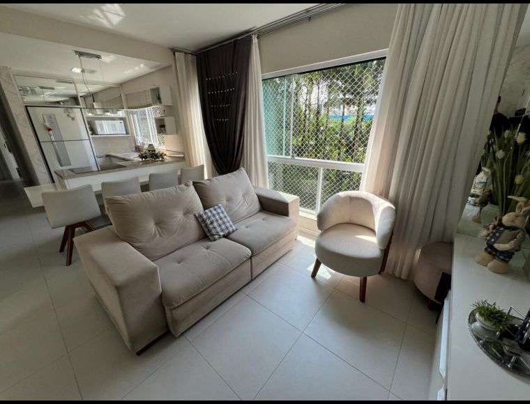 Apartamento no Bairro Vila Nova em Blumenau com 2 Dormitórios (1 suíte) e 110.91 m² - 4401253