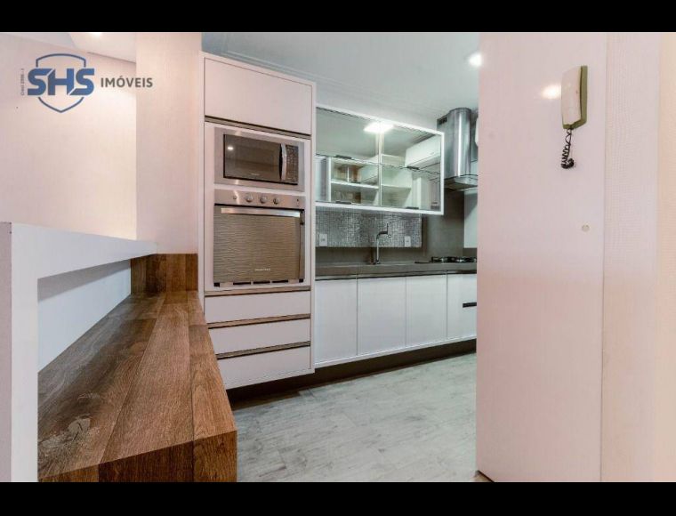 Apartamento no Bairro Vila Nova em Blumenau com 3 Dormitórios (1 suíte) e 94 m² - AP5802-L