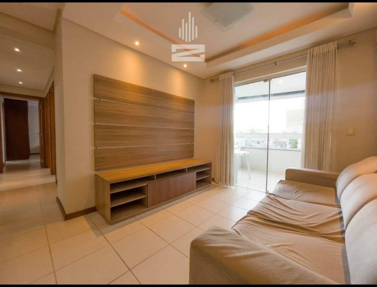 Apartamento no Bairro Vila Nova em Blumenau com 3 Dormitórios (1 suíte) e 92 m² - 9275