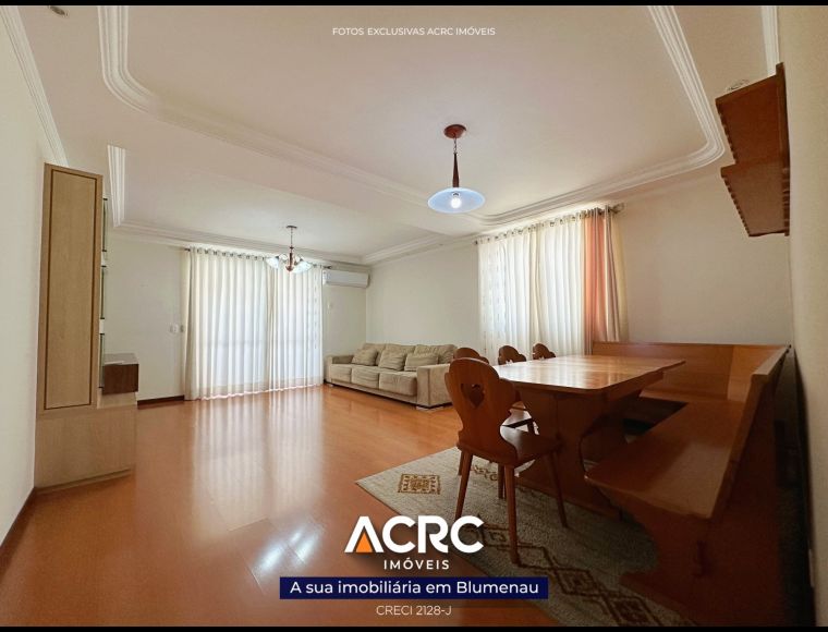 Apartamento no Bairro Vila Nova em Blumenau com 3 Dormitórios (1 suíte) e 127.89 m² - AP07712V