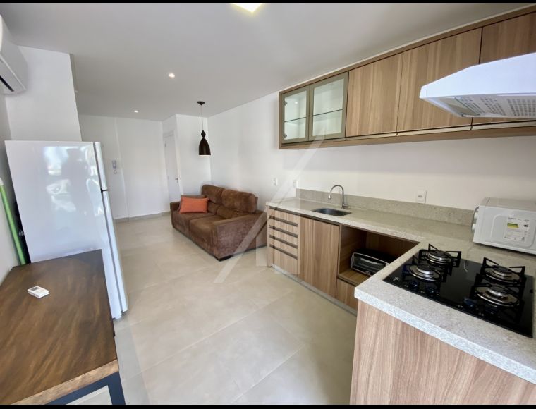 Apartamento no Bairro Vila Nova em Blumenau com 1 Dormitórios (1 suíte) - 7977