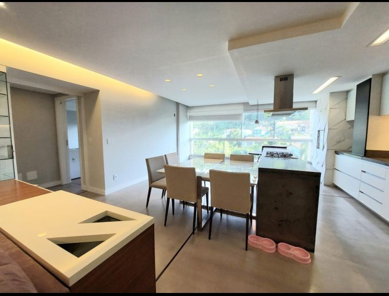 Apartamento no Bairro Vila Nova em Blumenau com 3 Dormitórios (3 suítes) e 120.52 m² - 3479048