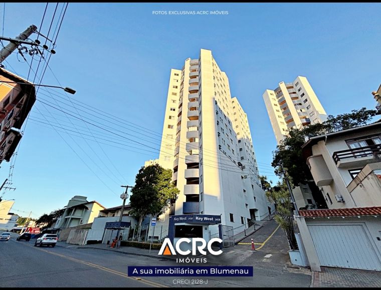 Apartamento no Bairro Vila Nova em Blumenau com 3 Dormitórios (1 suíte) e 85 m² - AP08831L