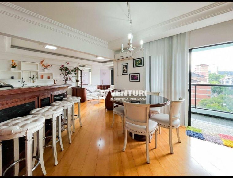 Apartamento no Bairro Vila Nova em Blumenau com 3 Dormitórios (1 suíte) e 153 m² - AP2081