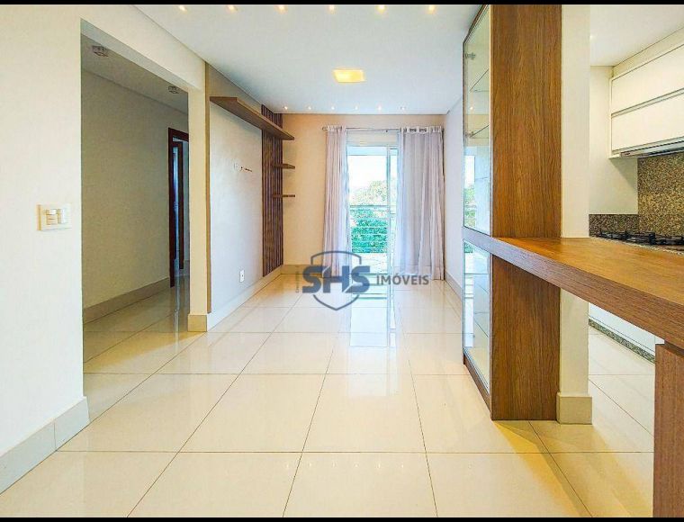 Apartamento no Bairro Vila Nova em Blumenau com 3 Dormitórios (1 suíte) e 75 m² - AP6546