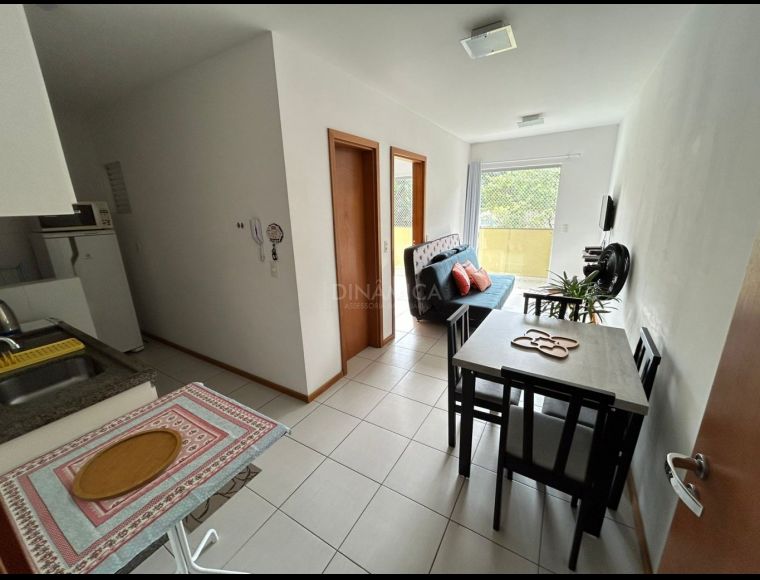 Apartamento no Bairro Vila Nova em Blumenau com 1 Dormitórios e 41.72 m² - 3472961
