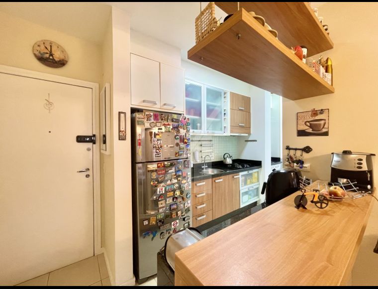 Apartamento no Bairro Vila Nova em Blumenau com 3 Dormitórios (1 suíte) e 65.37 m² - 5095