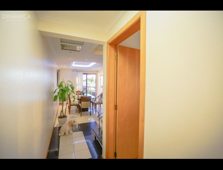 Apartamento no Bairro Vila Nova em Blumenau com 3 Dormitórios (2 suítes) e 218.59 m² - 3475225