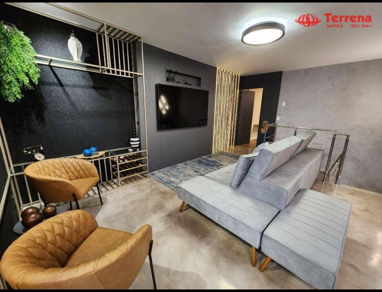 Apartamento no Bairro Vila Nova em Blumenau com 3 Dormitórios (3 suítes) e 168 m² - CO0010-V