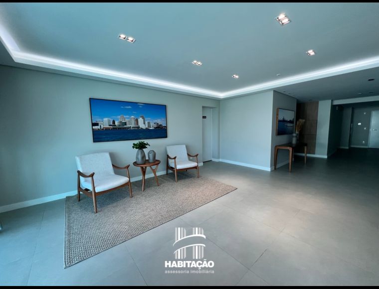 Apartamento no Bairro Vila Nova em Blumenau com 2 Dormitórios (2 suítes) e 85 m² - 4380087