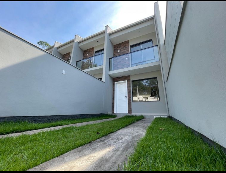 Casa no Bairro Água Verde em Blumenau com 2 Dormitórios e 76 m² - 7023402