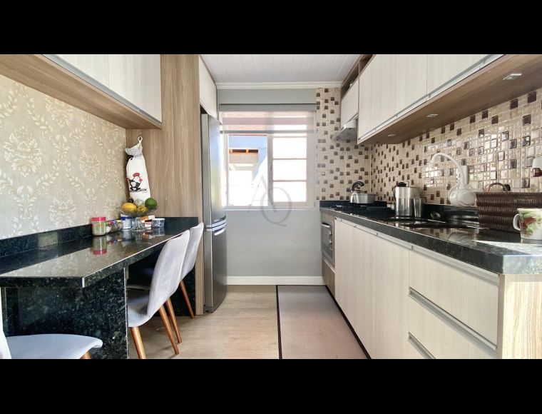 Casa no Bairro Água Verde em Blumenau com 4 Dormitórios e 235 m²