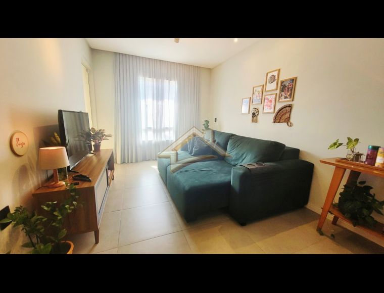 Casa no Bairro Água Verde em Blumenau com 2 Dormitórios (2 suítes) e 73 m² - 4660440