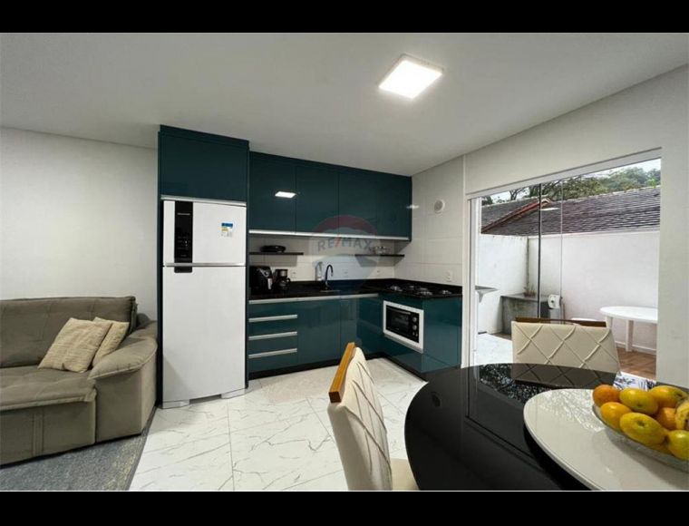 Casa no Bairro Boa Vista em Blumenau com 2 Dormitórios e 69 m² - SO010 - BVS