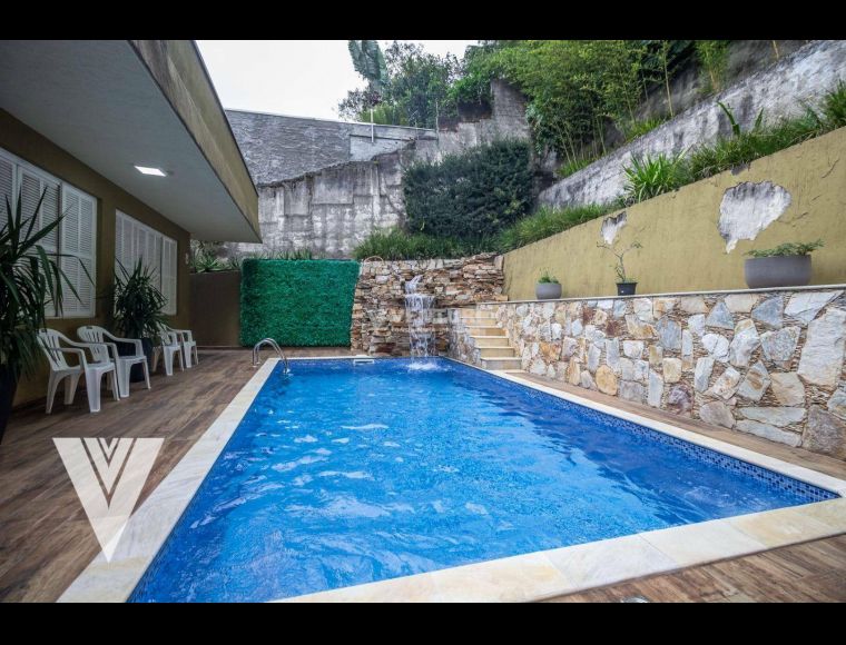 Casa no Bairro Centro em Blumenau com 4 Dormitórios (4 suítes) e 356 m² - CA1165