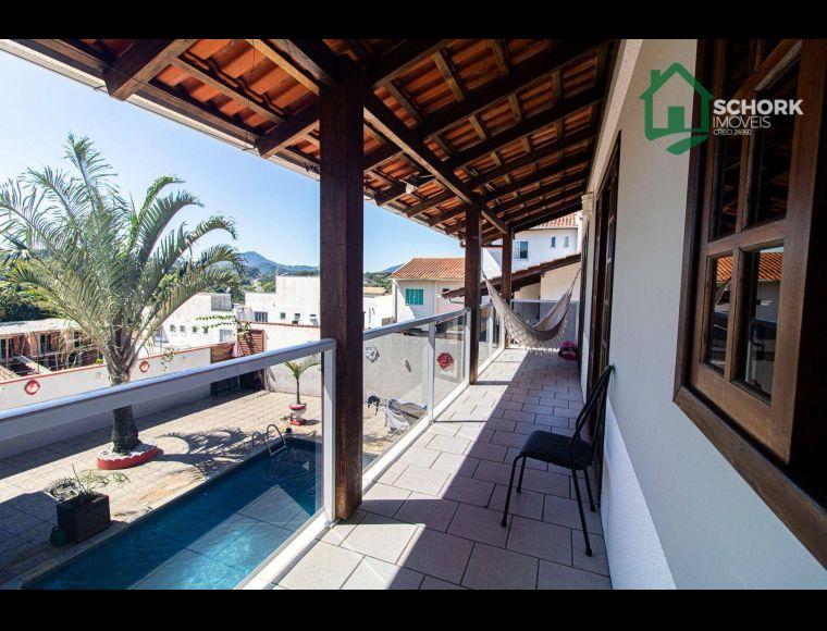 Casa no Bairro Fortaleza em Blumenau com 3 Dormitórios (1 suíte) e 230 m² - CA1379