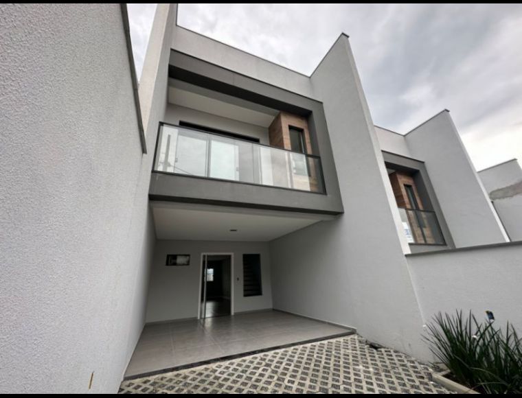 Casa no Bairro Fortaleza em Blumenau com 3 Dormitórios (1 suíte) e 118 m² - 3823931