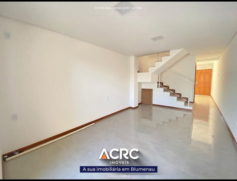 Casa no Bairro Fortaleza em Blumenau com 2 Dormitórios (2 suítes) - CA02649V
