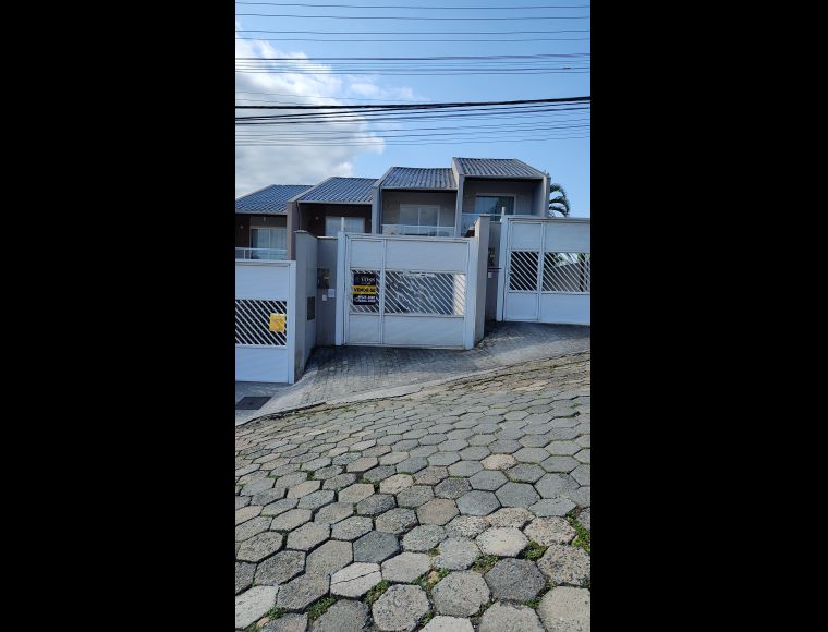 Casa no Bairro Fortaleza em Blumenau com 2 Dormitórios e 80 m² - CA0061