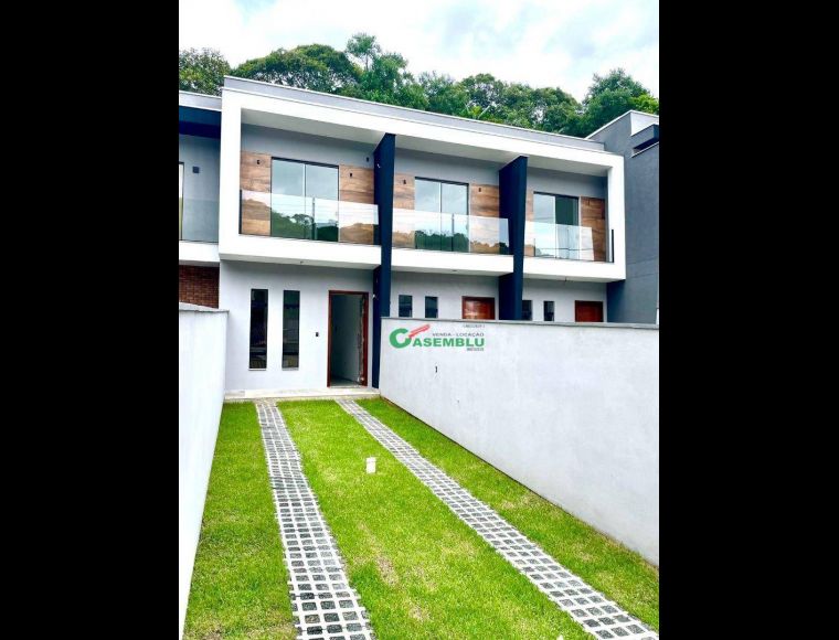 Casa no Bairro Fortaleza em Blumenau com 2 Dormitórios e 75 m² - SO0044