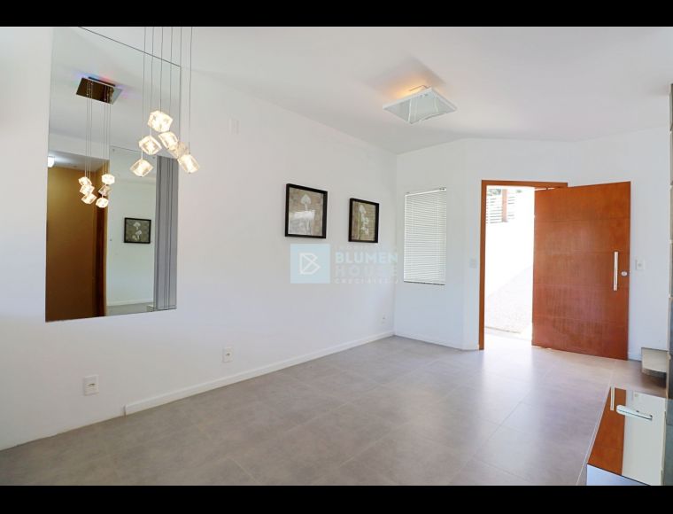 Casa no Bairro Fortaleza em Blumenau com 2 Dormitórios e 70.56 m² - 4191749