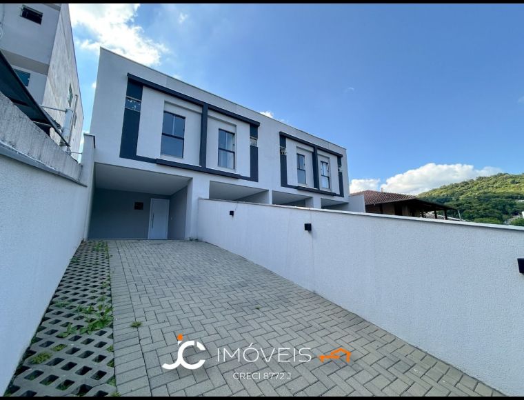 Casa no Bairro Fortaleza em Blumenau com 2 Dormitórios (2 suítes) e 85 m² - SO0047