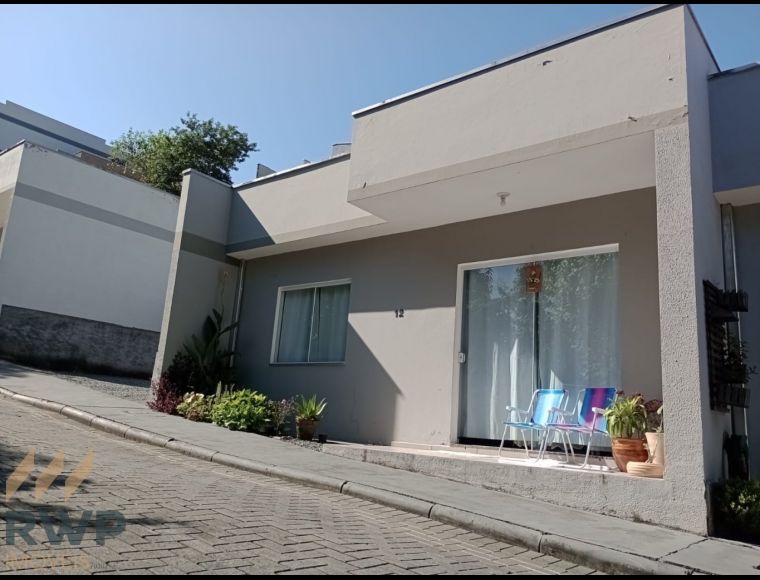 Casa no Bairro Fortaleza Alta em Blumenau com 2 Dormitórios e 60.52 m² - 4651659