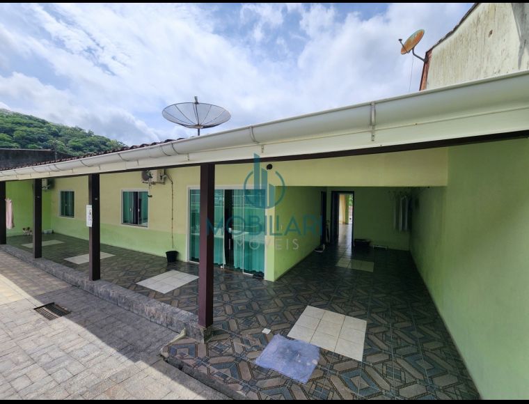 Casa no Bairro Fortaleza Alta em Blumenau com 2 Dormitórios (1 suíte) e 180 m² - 5430499