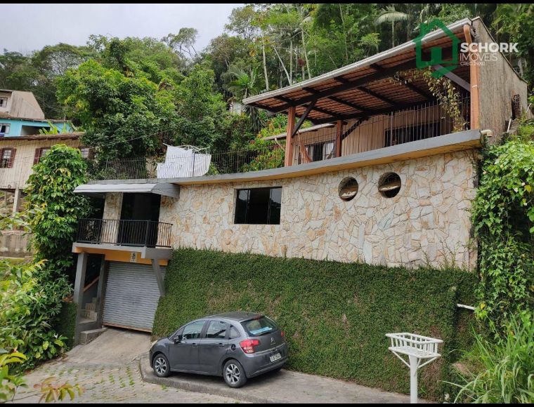 Casa no Bairro Garcia em Blumenau com 3 Dormitórios e 208 m² - CA1029