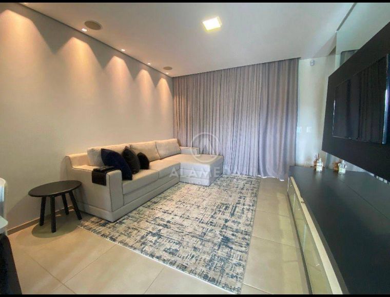 Casa no Bairro Garcia em Blumenau com 3 Dormitórios (1 suíte) e 101 m² - CA0467