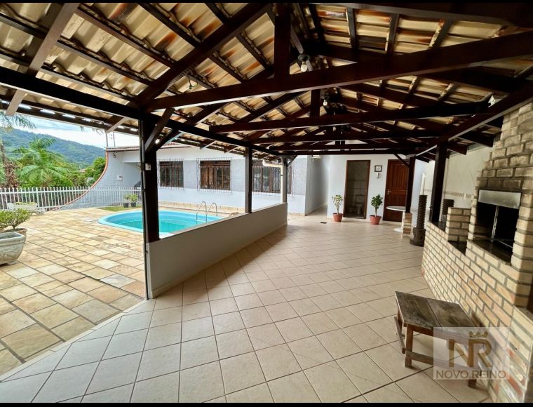 Casa no Bairro Garcia em Blumenau com 3 Dormitórios