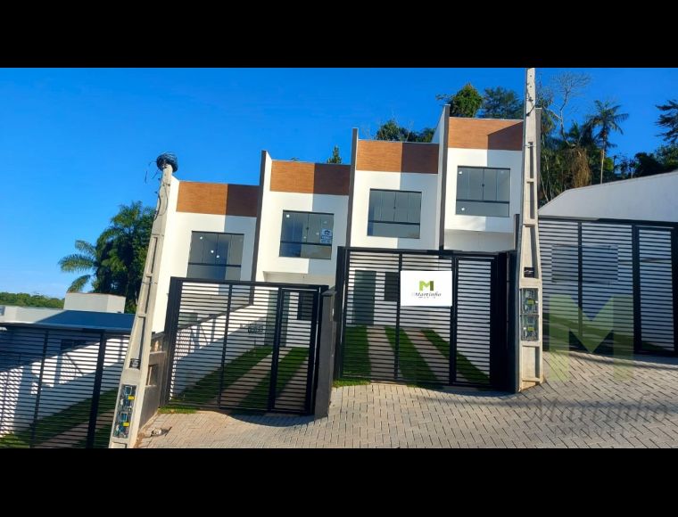 Casa no Bairro Itoupava Central em Blumenau com 2 Dormitórios (2 suítes) e 80 m² - 4850219